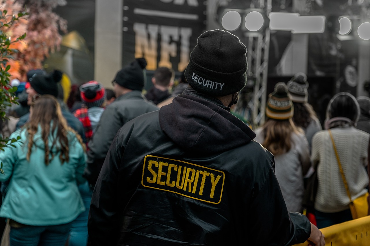 security guard, crowd, crowd control-6835766.jpg